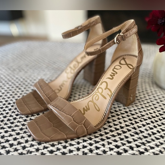 Unavailable - Picture 2 of 12